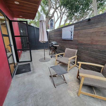 Venice Beach Studio With Large Private Patio Steps To The Beach Los Angeles Extérieur photo