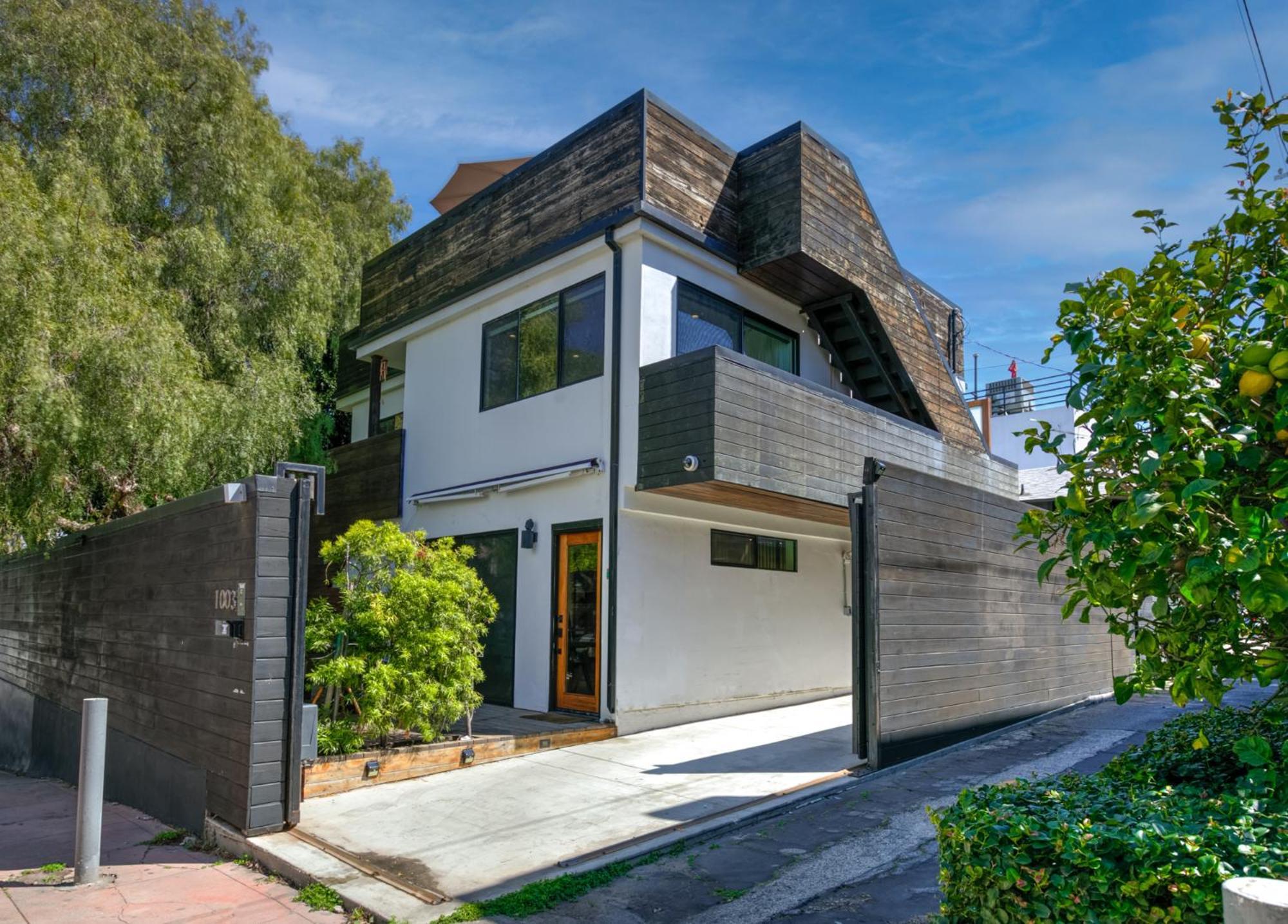 Venice Beach Studio With Large Private Patio Steps To The Beach Los Angeles Extérieur photo