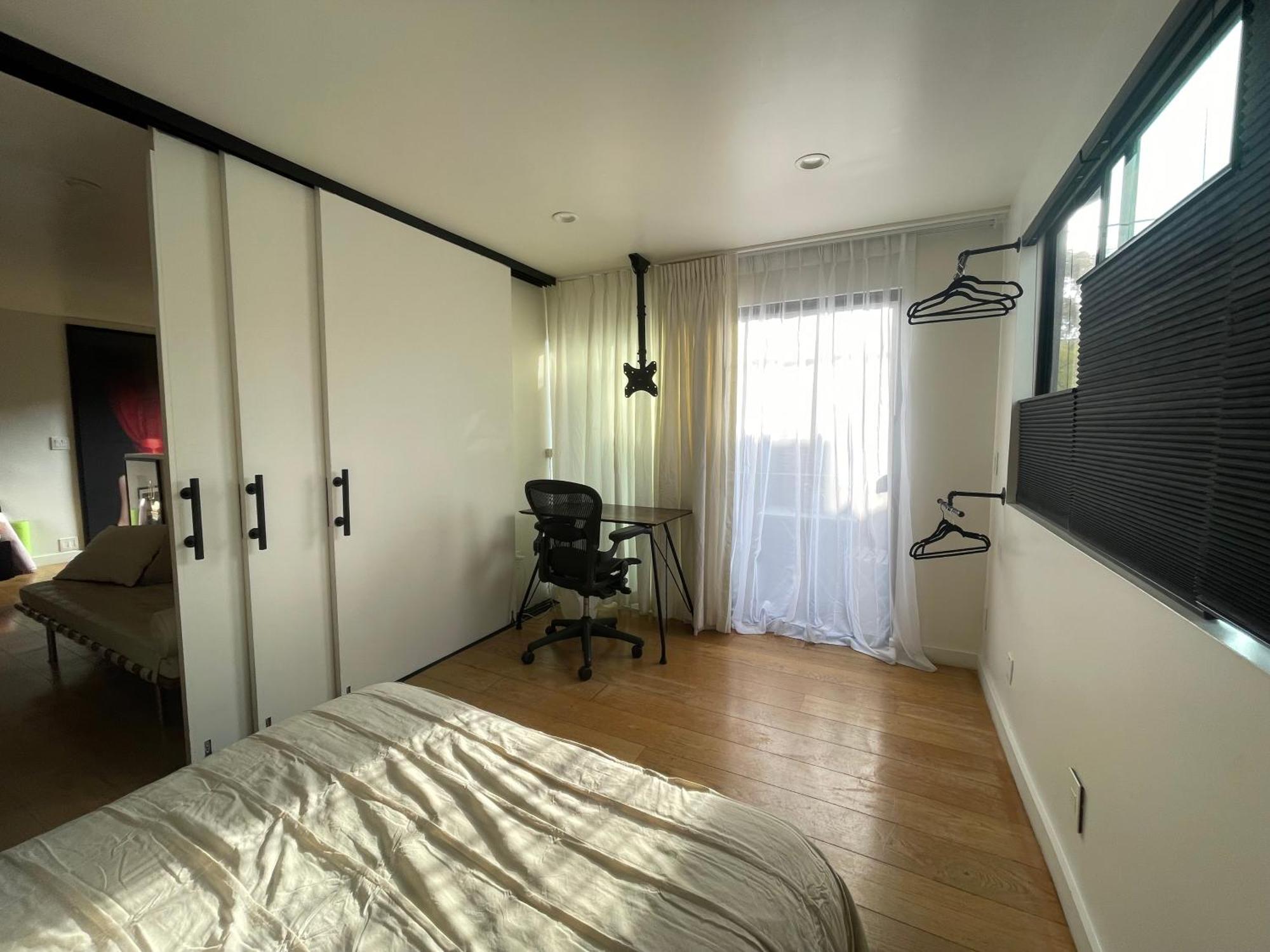 Venice Beach Studio With Large Private Patio Steps To The Beach Los Angeles Extérieur photo