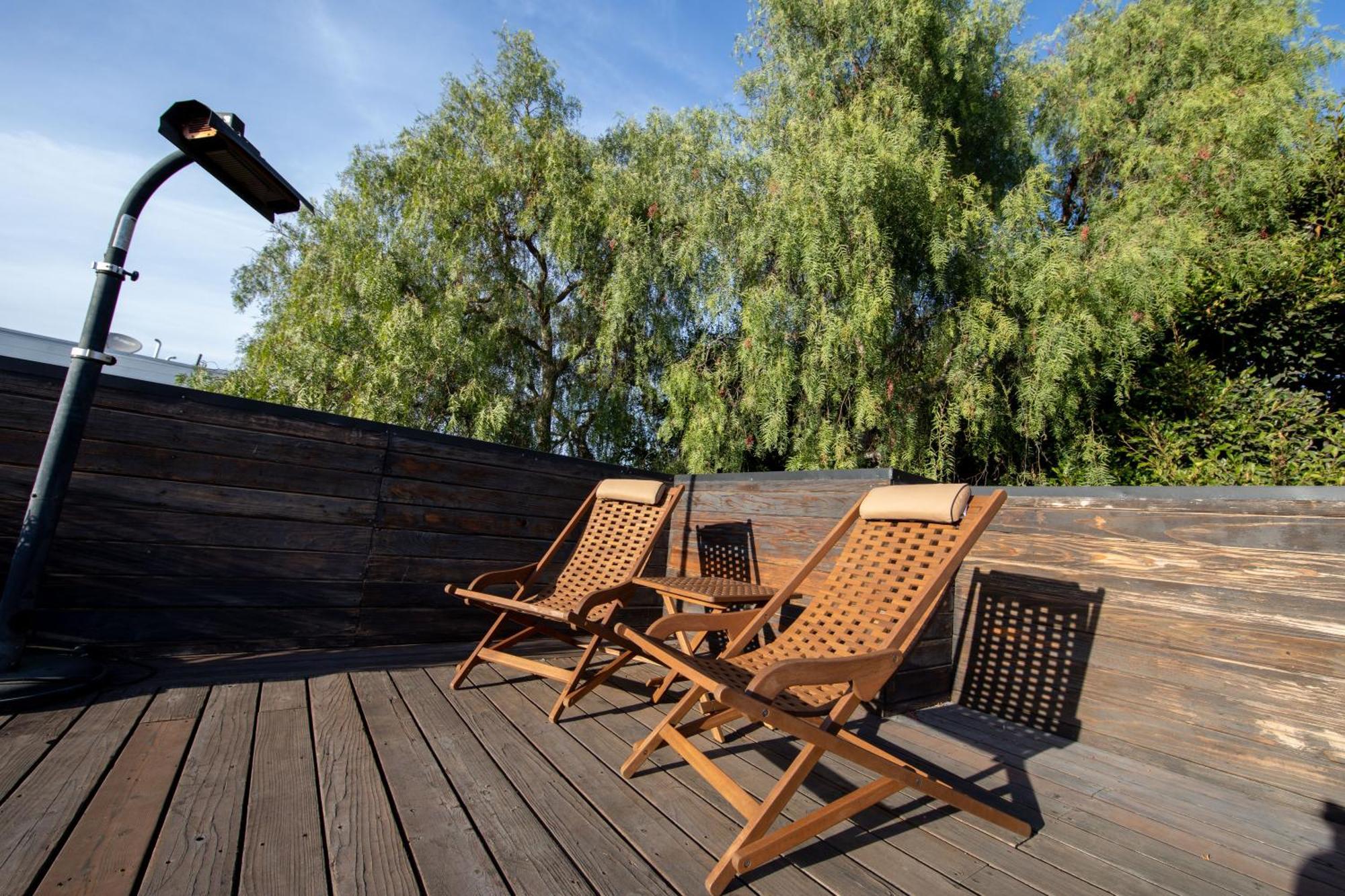 Venice Beach Studio With Large Private Patio Steps To The Beach Los Angeles Extérieur photo
